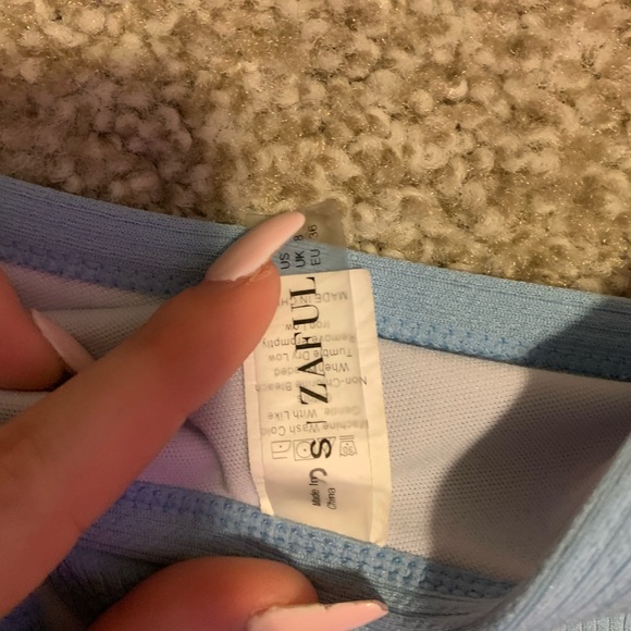 Blue bikini - Picture 3 of 4